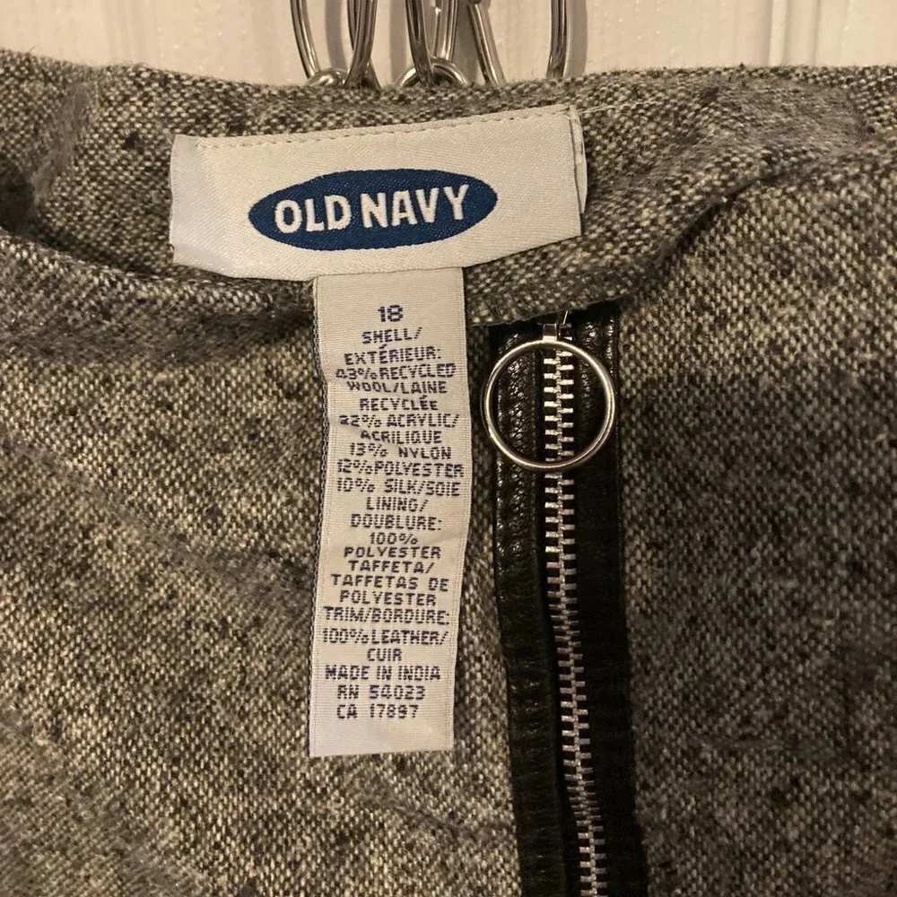 Old Navy this skirt